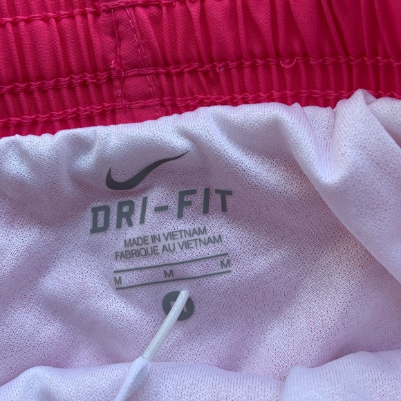 [2/25$✨] Nike Dry-fit Shorts ☀️ - Picture 5 of 5